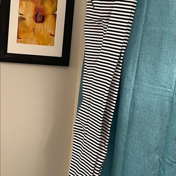 Chico’s Black Label Ankle Pants Black/White - Picture 3 of 11